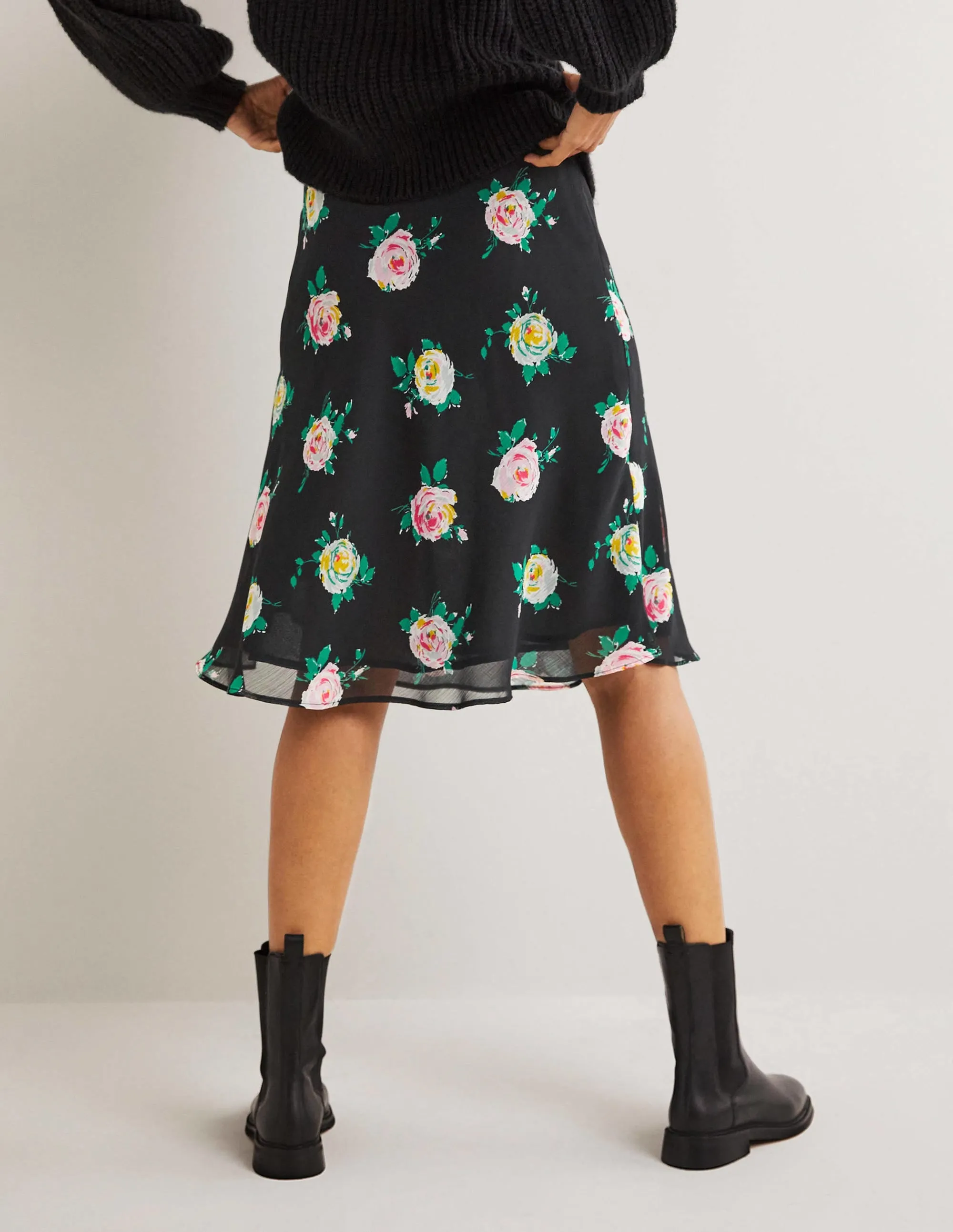 Crinkle Bias-cut Skirt-Black, Painterly Rose