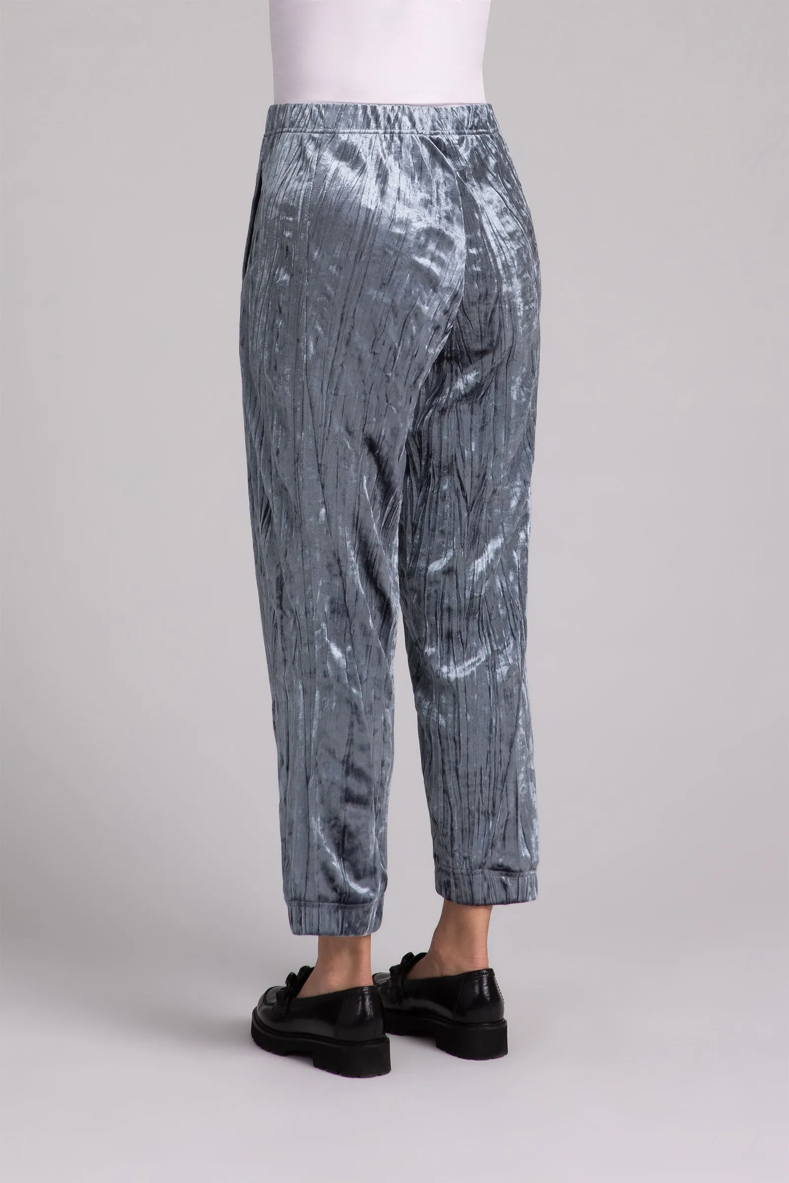 Crinkle Velvet Half Cuff Jogger Pant | Gunmetal