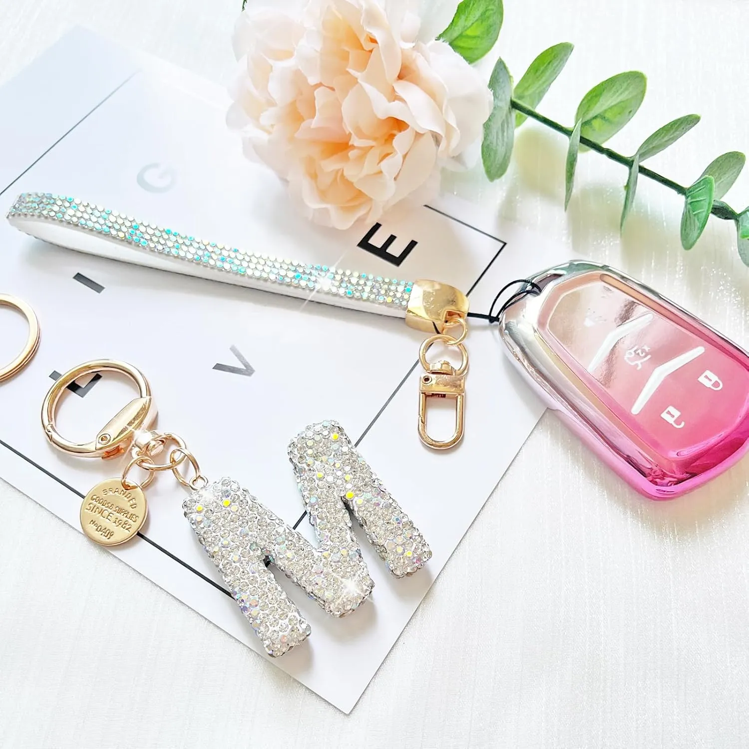 Initial Letter Keychain for Women Girls Bling Sparkly Backpack Key chain Car Key Accessories with Lanyard