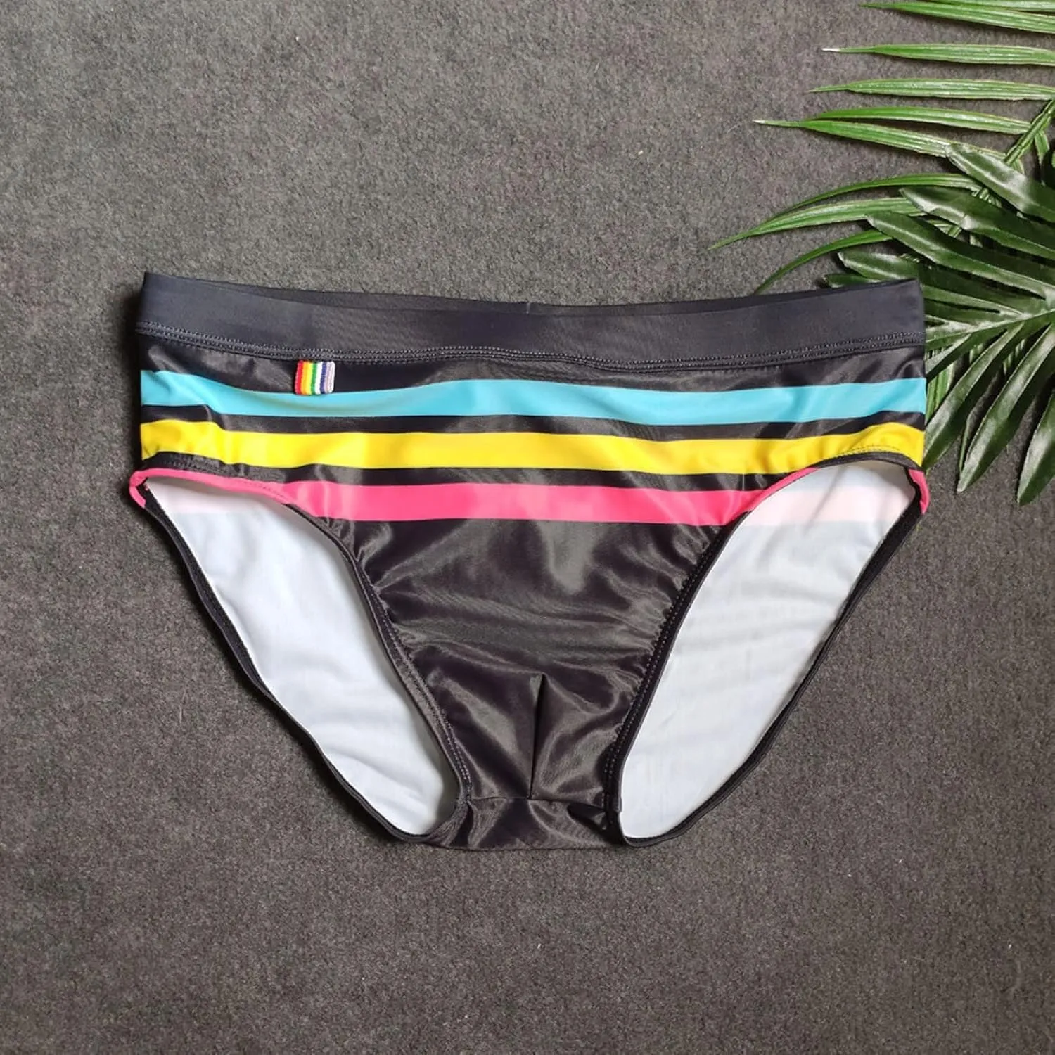 Swimming Trunks for Men Hawaiian Briefs Summer Swimsuit Fitness Underwear Bulge Pouch Hip Triangle Mens Short