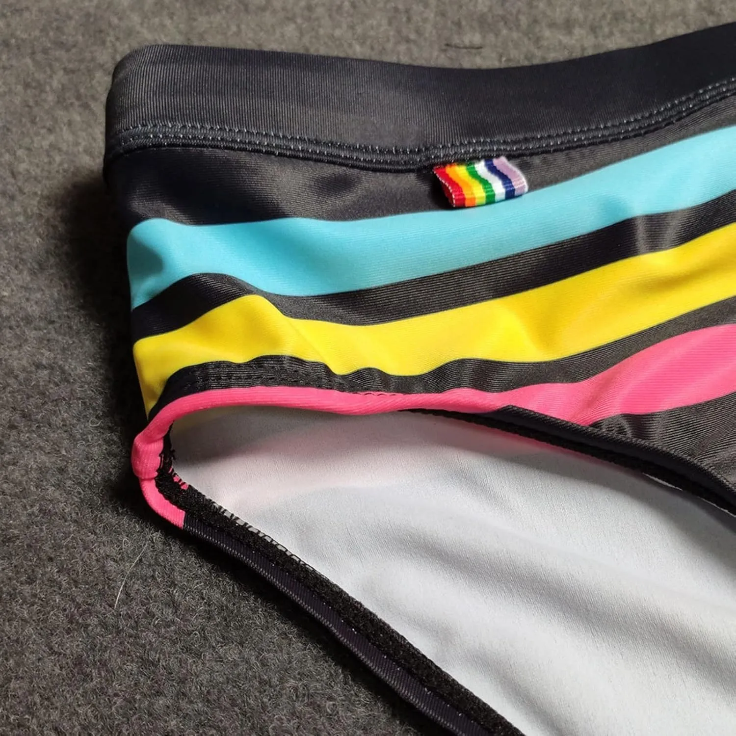 Swimming Trunks for Men Hawaiian Briefs Summer Swimsuit Fitness Underwear Bulge Pouch Hip Triangle Mens Short