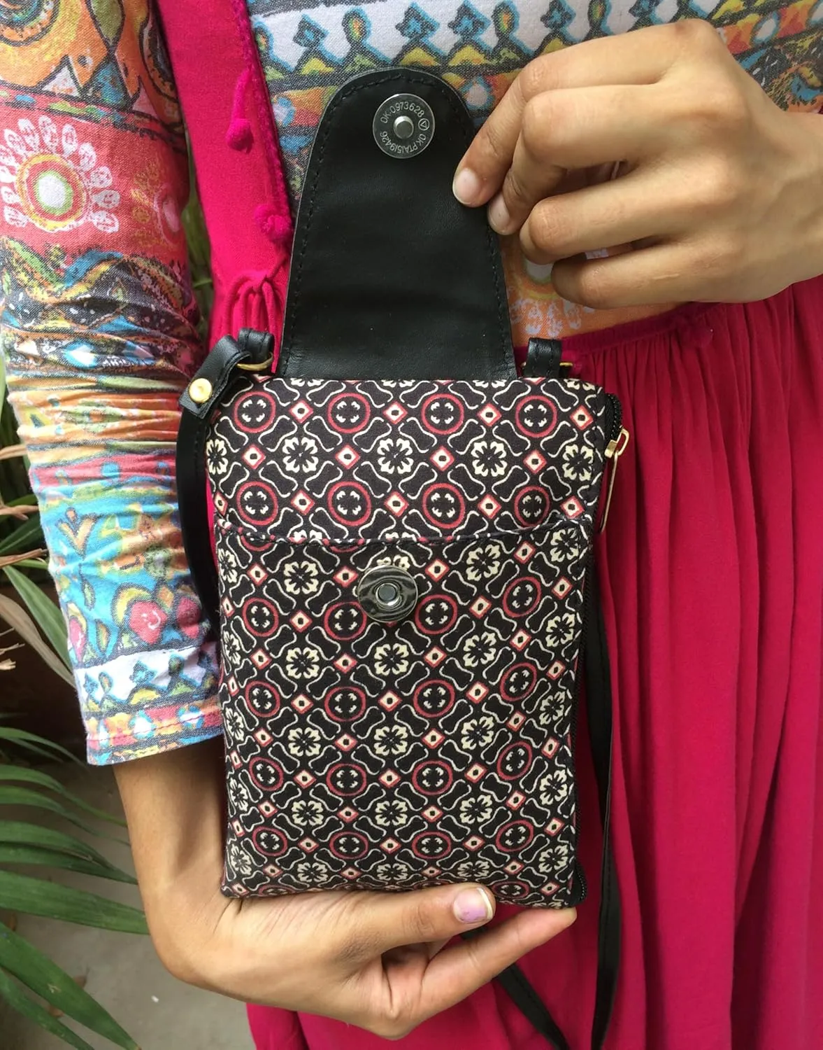Vegan Leather Crossbody Bag Women Handbag Purse Cruelty Free Indian Handcrafted Cotton Fabric.