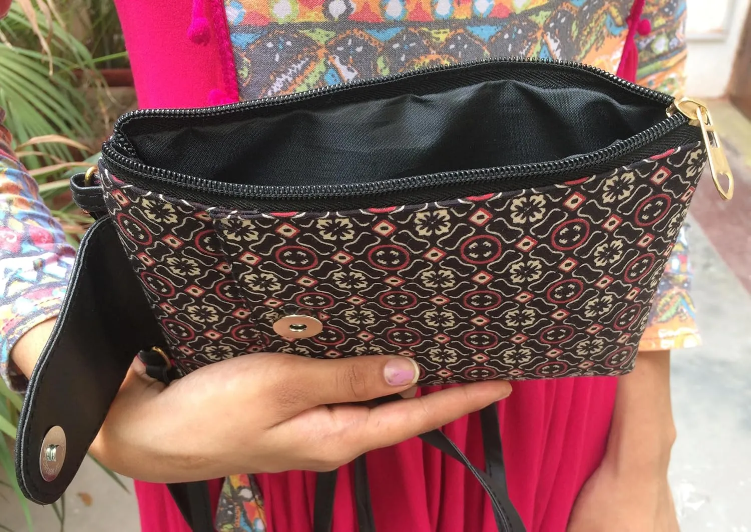 Vegan Leather Crossbody Bag Women Handbag Purse Cruelty Free Indian Handcrafted Cotton Fabric.